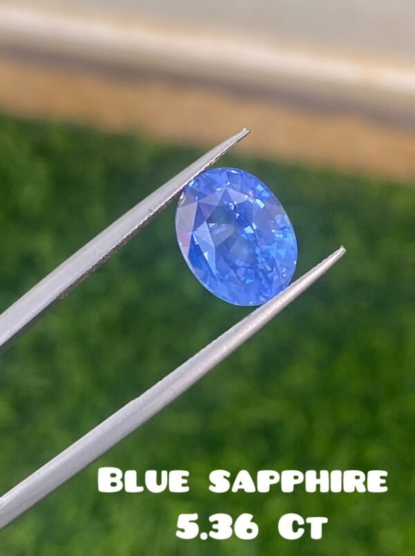 BLUE SAPPHIRE (N) 5.36 CT