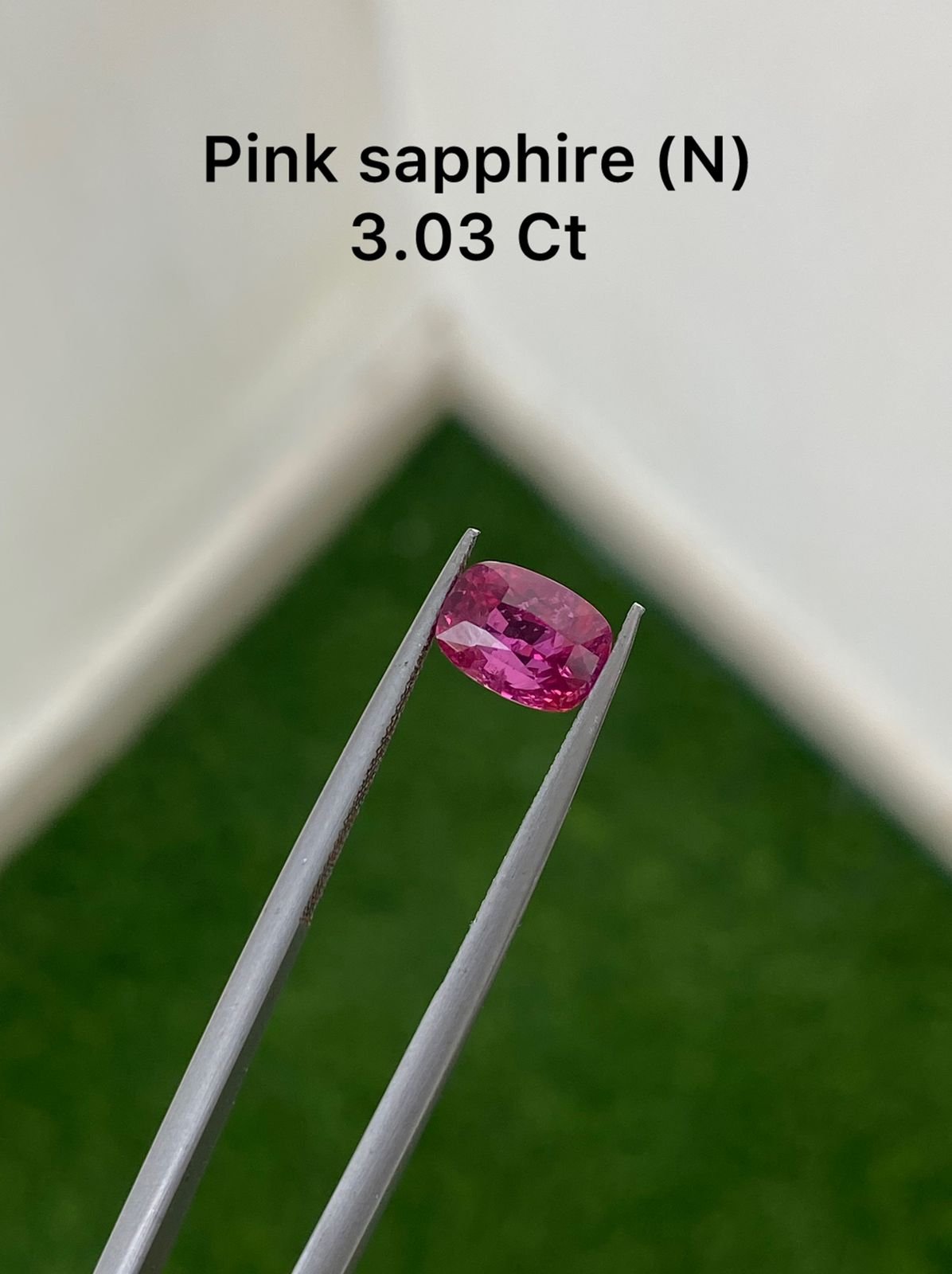 PINK SAPPHIRE (N) 3.03 CT