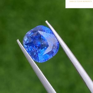 BLUE SAPPHIRE 5.56 CT