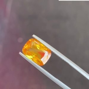 YELLOW SAPPHIRE 4.12 CT