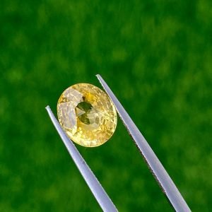 YELLOW SAPPHIRE 4.53 CT (N)